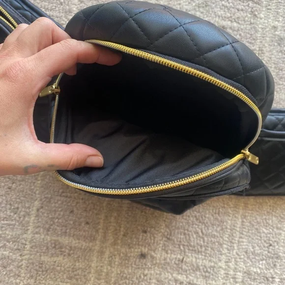 Tushbaby Quilted Black Hip Carrier - Picture 5 of 9